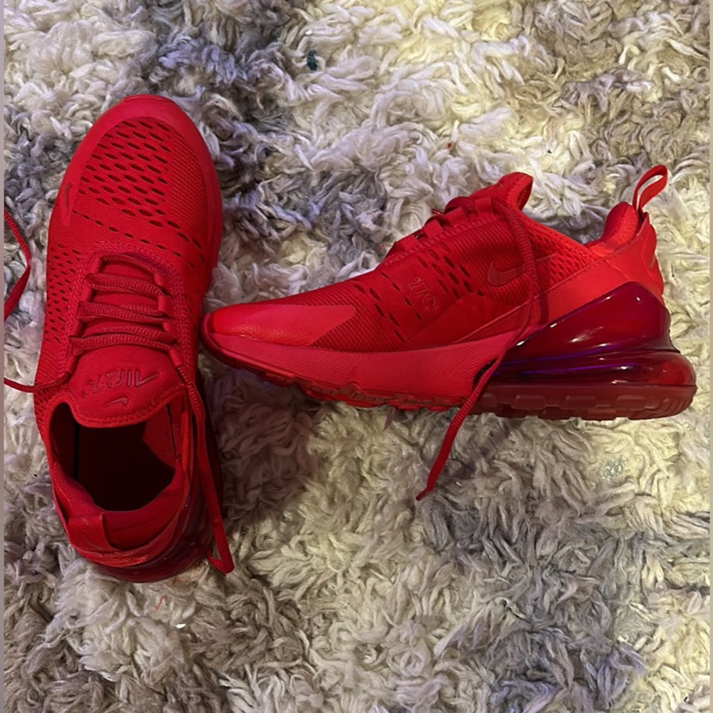 Women’s Nike Air Max 270